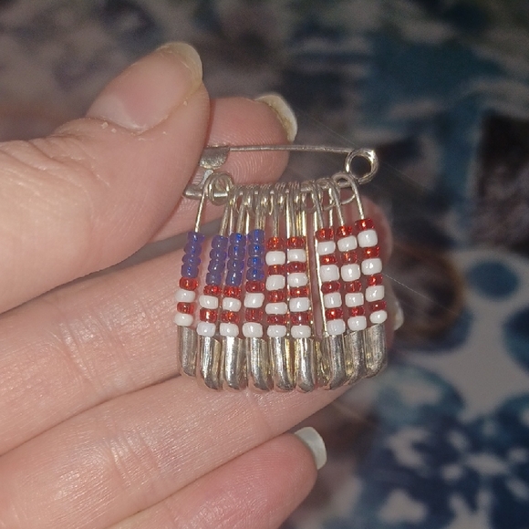 Silver Beaded Safety Pin Brooch - Picture 1 of 1